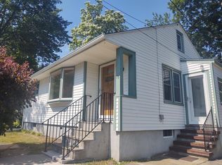 15 5th Ave, Rhinebeck, NY 12572