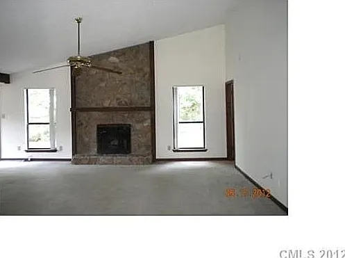 4622 Cricklewood Lane — Photo 4