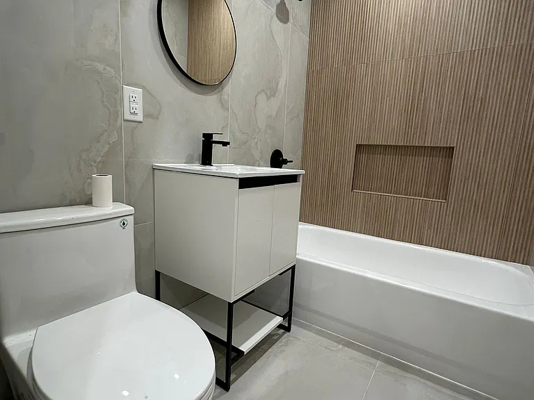 1129 Broadway #1B — Photo 8