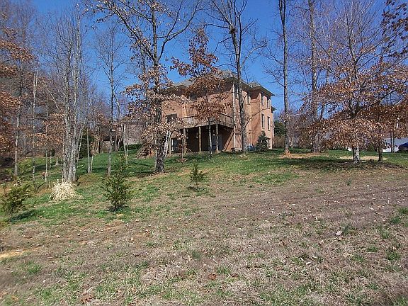 1acr private lot in a cul-de-sac