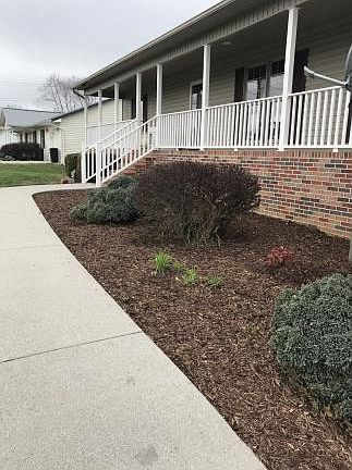 3rd image of 188 Chickasaw Cir