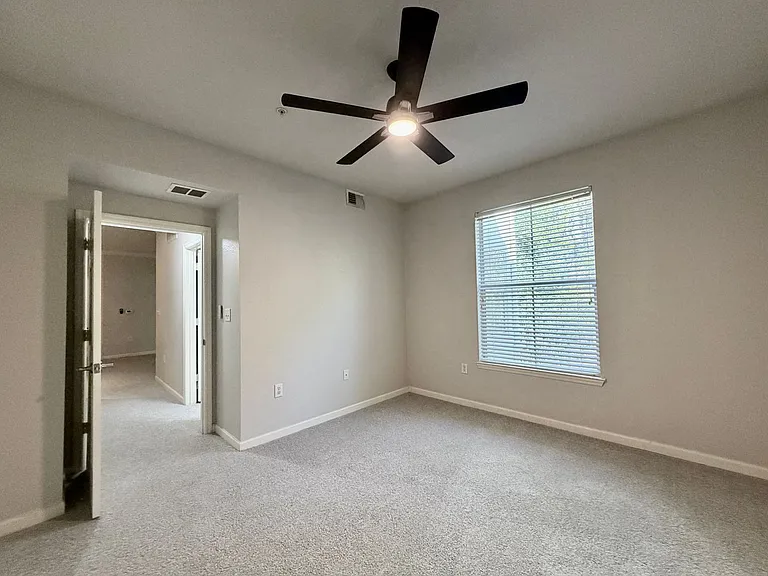 8539 Gate Pkwy W #1724 — Photo 18