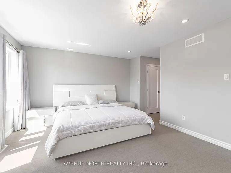 87 Nepeta Cres — Photo 24