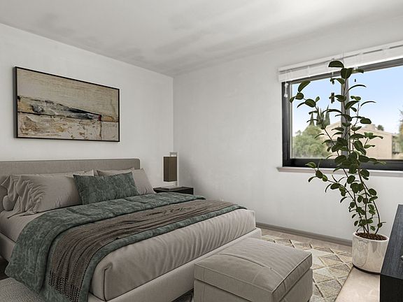 3rd image of 1096 Clyde Ave APT 3