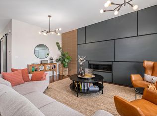 699 Howatt Dr SW, Edmonton, AB T6W3K3