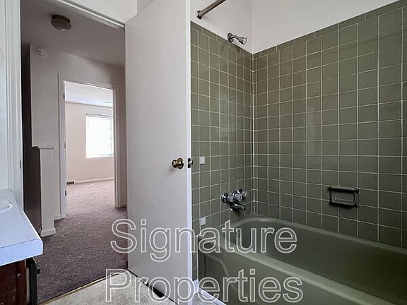 3rd image of 4102 Richland Ave NW