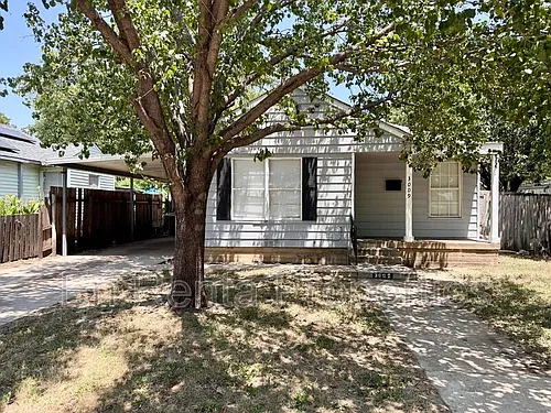 3009 Honeysuckle Ave Photo 1