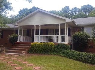 2838 Happy Valley Cir, Newnan, GA 30263