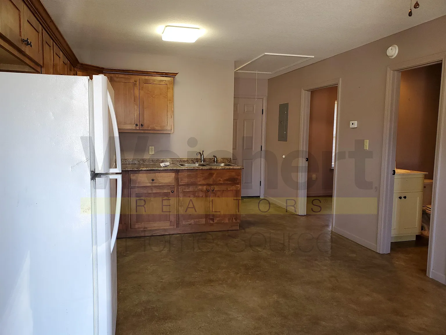 504 West Baldwin Street - C — Photo 4