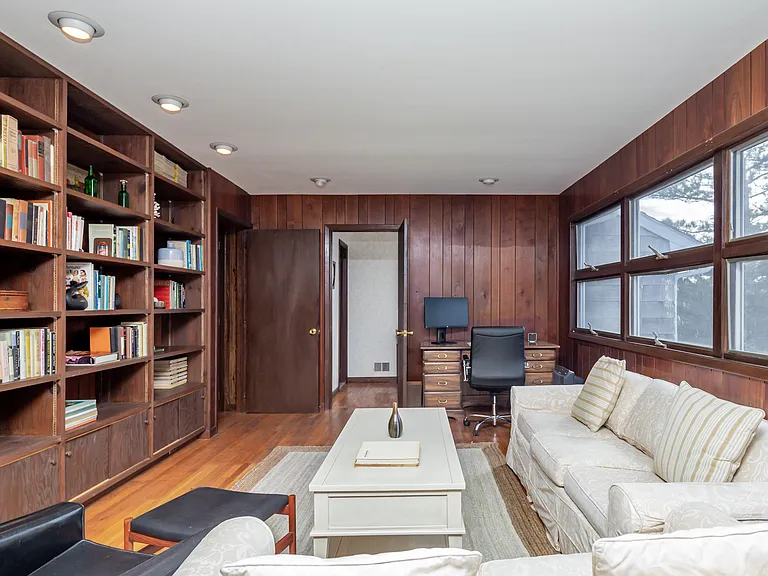Surf Dr — Photo 21