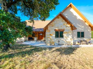 242 Spanish Oak Dr, Kerrville, TX 78028