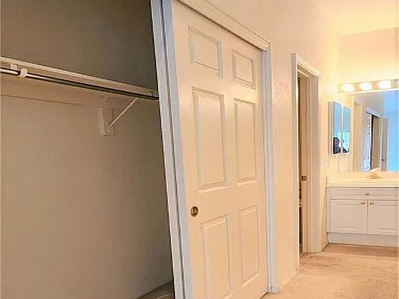 5th image of 9718 Canyon Walk Ave