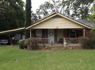 108 E 7th St, Donalsonville, GA 39845