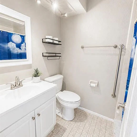 4810 Ho Wil Ln #4810 — Photo 7