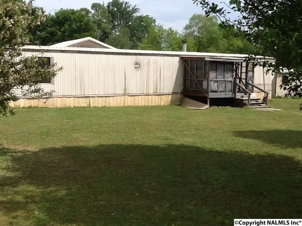 482 Miller Dr, Boaz, AL 35957