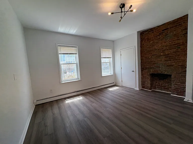 66 Gardner Ave #1 — Photo 7