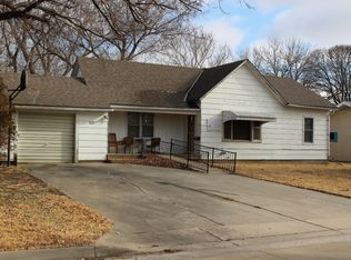 312 S Freeborn St, Marion, KS 66861