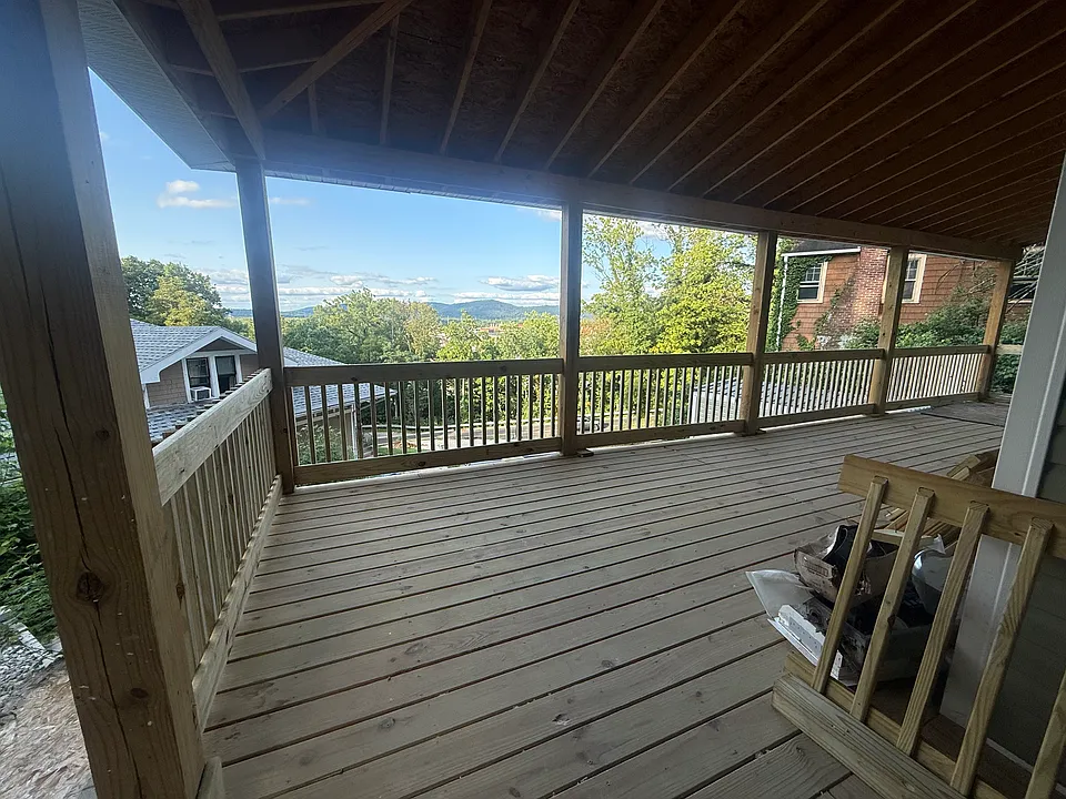 36 Carlisle Pl