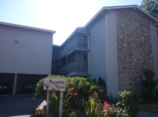 2562 Thorndyke Ave W APT 101, Seattle, WA 98199