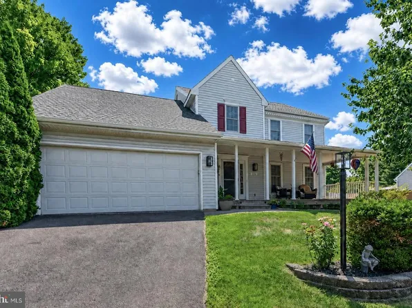 302 Mulberry Dr, Limerick, PA 19468
