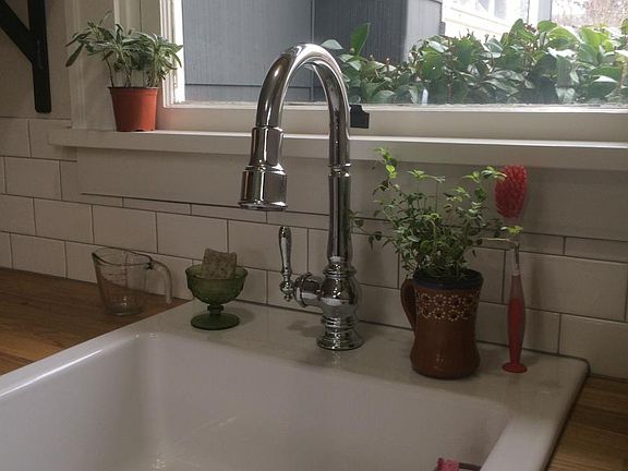 Kitchen sink