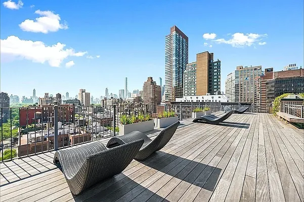 Rented by REAL New York | media 23