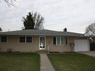 618 25th Ave S, Grand Forks, ND 58201