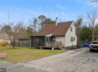 108 River Dr, Millville, NJ 08332