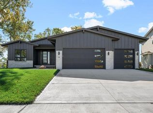 70 NW Wilder Ct, Waukee, IA 50263