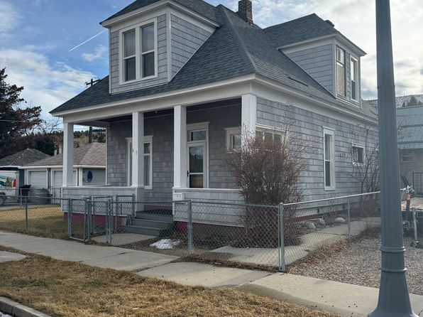 415 W 6th St