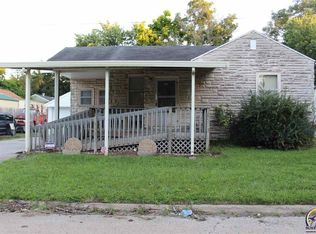 1825 SE 27th St, Topeka, KS 66605