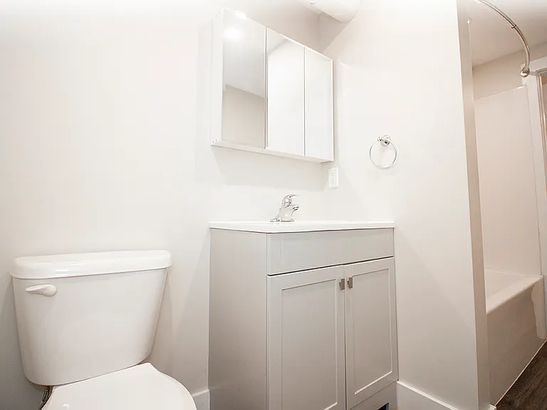 812 Wolseley Ave #1 — Photo 12