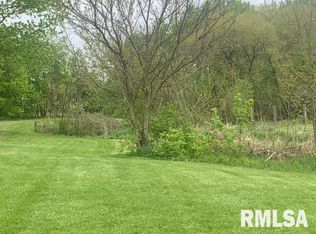 126 Willow Rd, Rochester, IL 62563