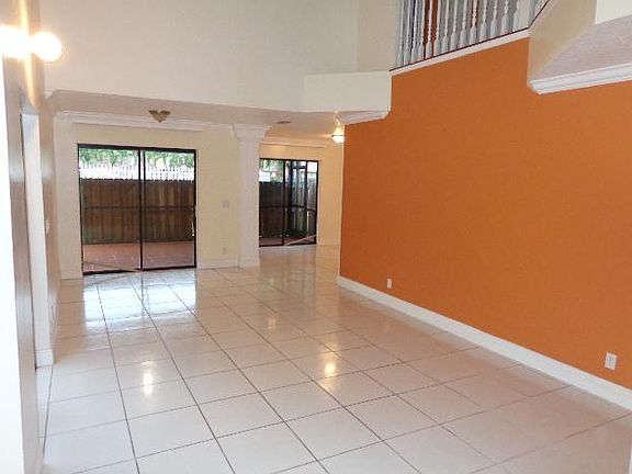 4th image of 9842 Watermill Cir APT C