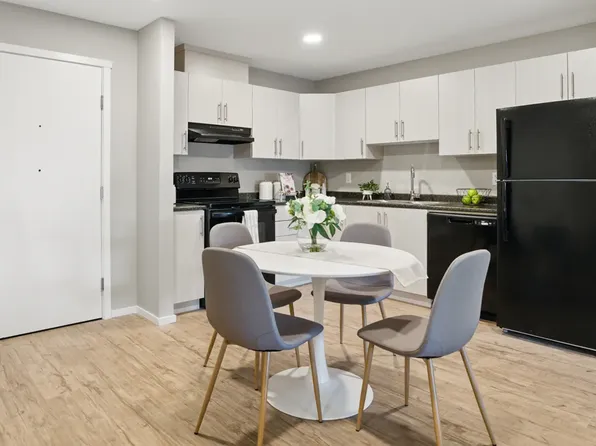 Traditions Apartments