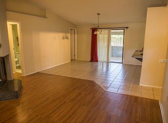 4th image of 7798 Murcott Cir