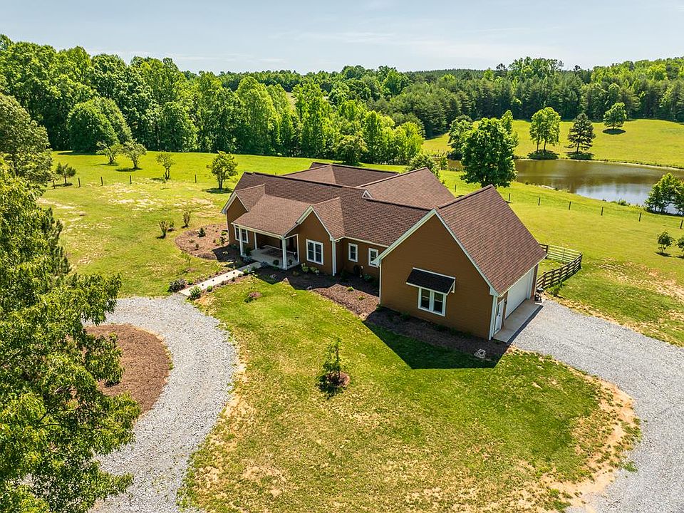 1st image of 1116 Runaway Rd