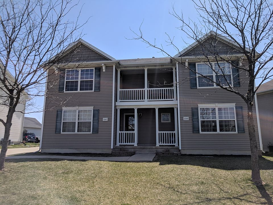1st image of 1247 SW Twin Gates Dr