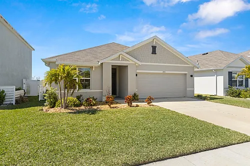 13911 Smiling Daisy Pl Photo 1