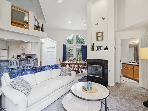 3rd image of 343 N Bayshore Dr