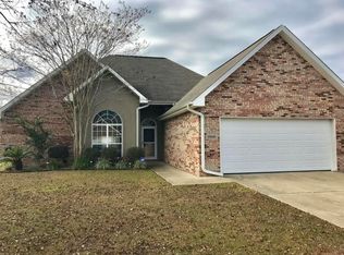 6208 Amherst Dr, Ocean Springs, MS 39564