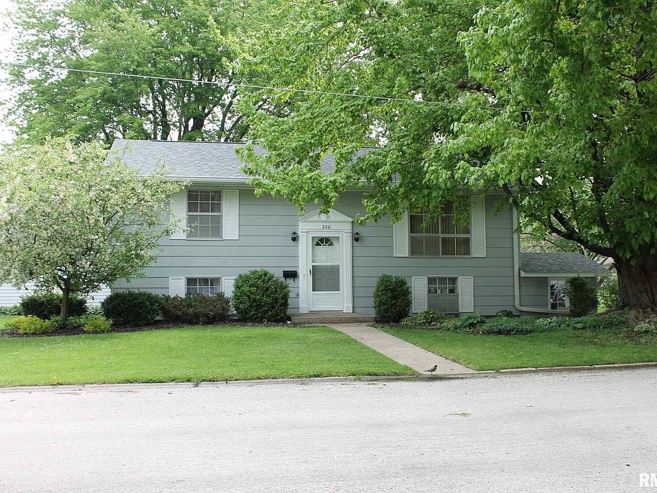 1st image of 220 Evergreen Ln