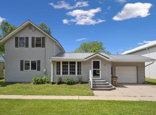 155 & 175 3rd St S, Maynard, IA 50655