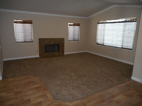 2nd image of 17585 Fisher St