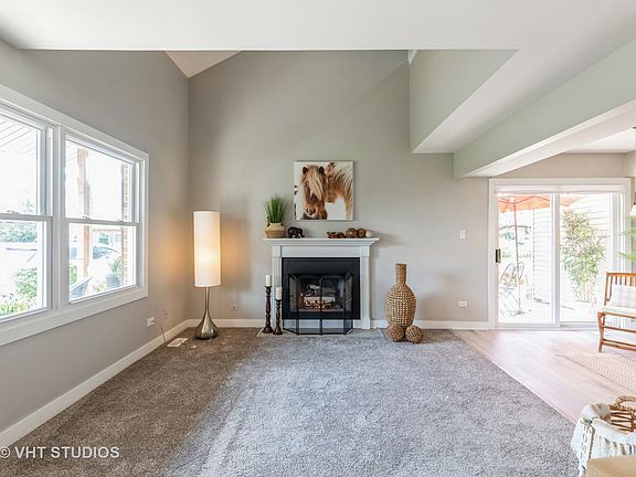 5th image of 9366 Bradford Ln