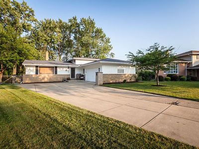 7091 Brandywine Rd, Parma Heights, OH, 44130