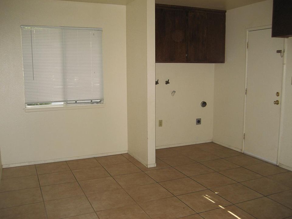 Dining Area/Laundry Area