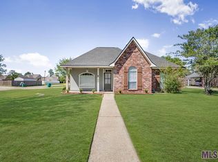 9199 Gary St, Denham Springs, LA 70726