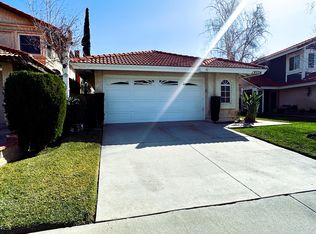 19336 Old Friend Rd, Santa Clarita, CA 91351