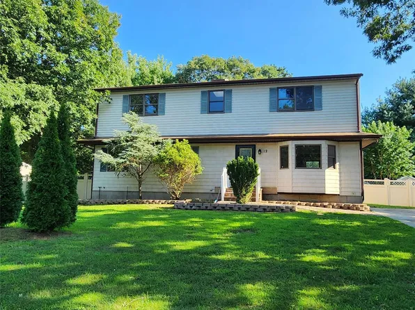 12 Celia Street, Port Jefferson Station, NY 11776